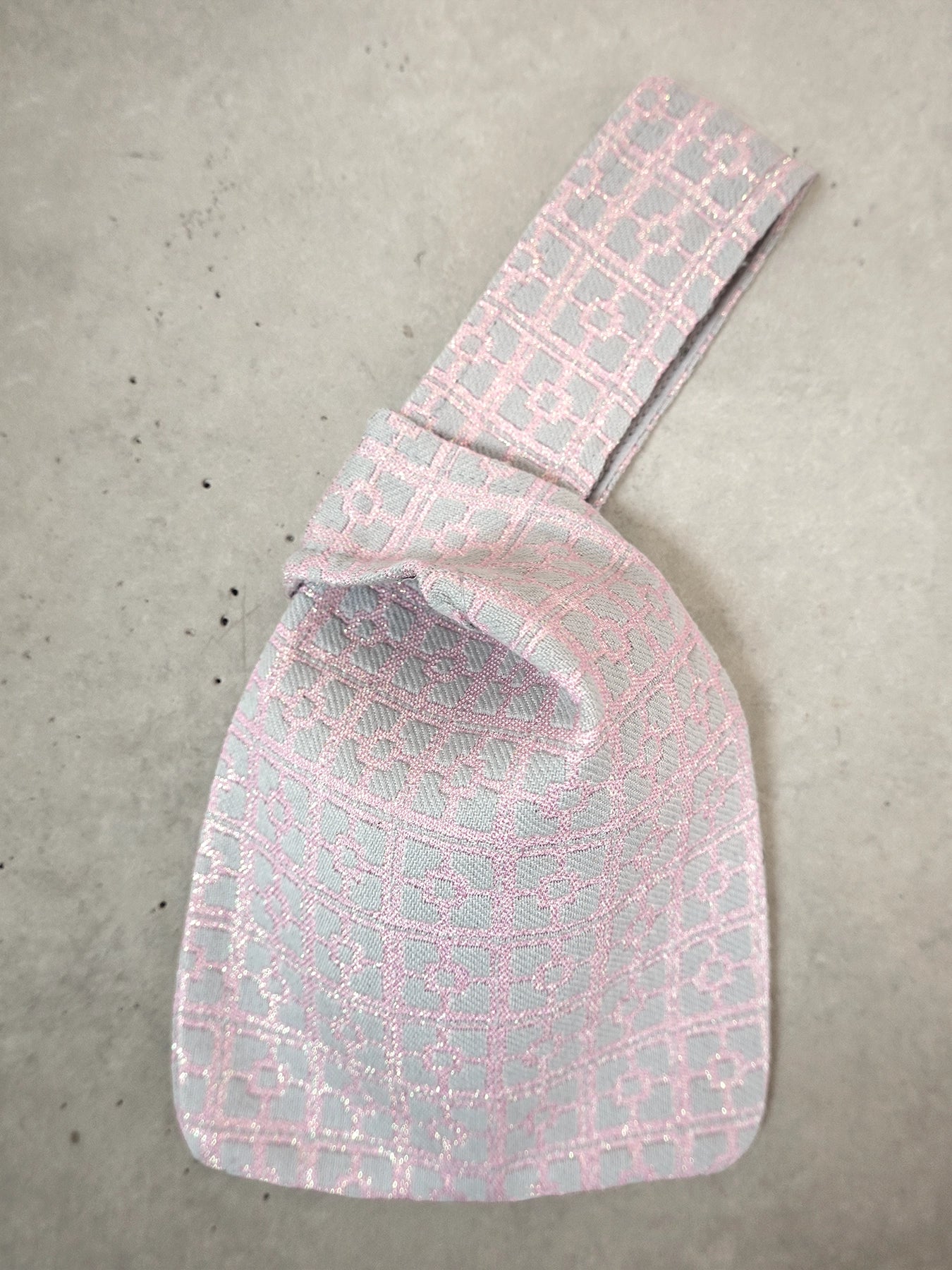 Pink Breeze Knot-toh Bag