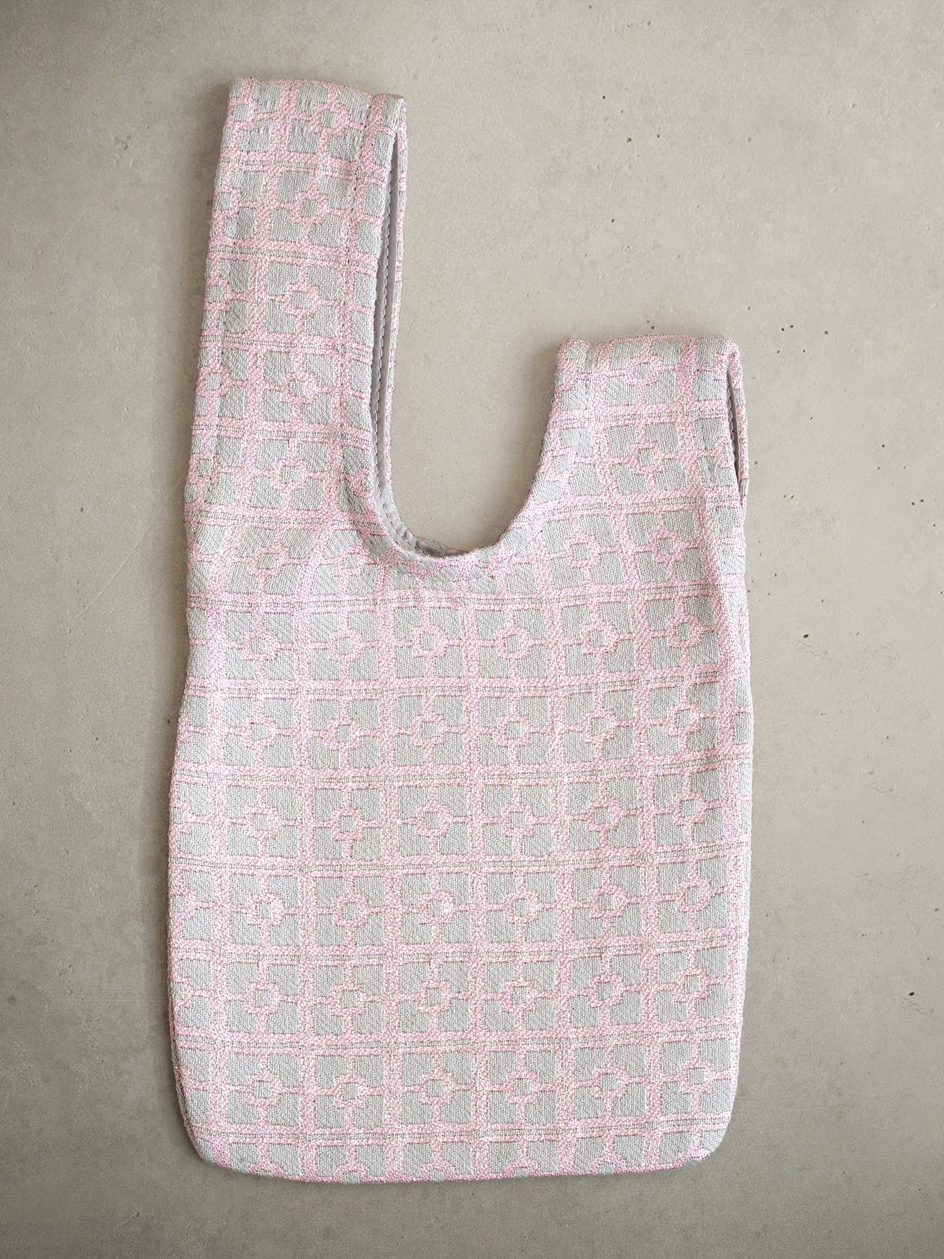 Pink Breeze Knot-toh Bag